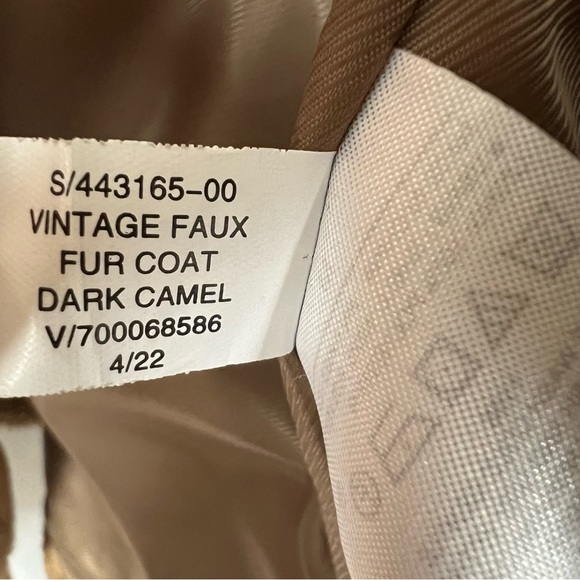 Banana Republic Faux Fur Teddy Coat. NWT - Picture 9 of 11